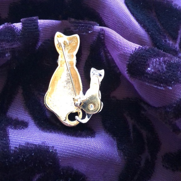 Cat mom & kitten pin. Rhinestone collars. Like new - Picture 2 of 3